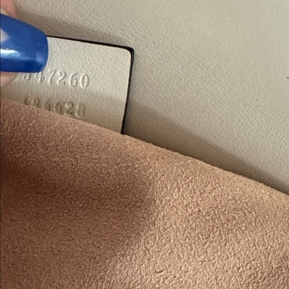 Gucci Double G Marmont Bag - Picture 9 of 17